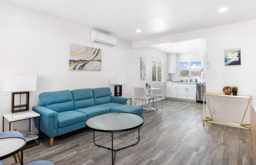 Cozy House Minutes From Downtown - Foto 17