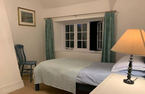 Cute cob cottage - Photo 7