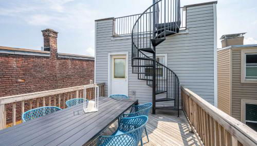 Cityscape Escape - Local Eateries - Foto 3