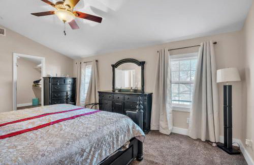 The Cozy Nest Near Wilder Park home - Foto 17