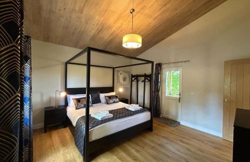 Breckland Lodge 3 with Hot Tub - Foto 22