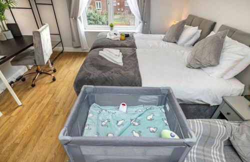 Ealing Manor - 6 beds 3 sofa beds sleeps 9 ppl - Foto 47