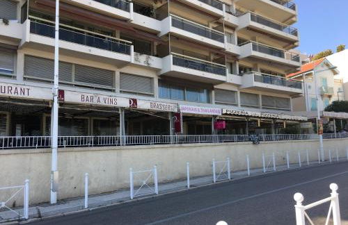 Le Suffren, studio classé ventilé ,wifi, à 100 m de la plage - Foto 33