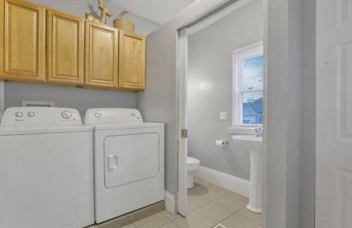 Housepitality - Harrison Mansion - Great Location - Photo 21