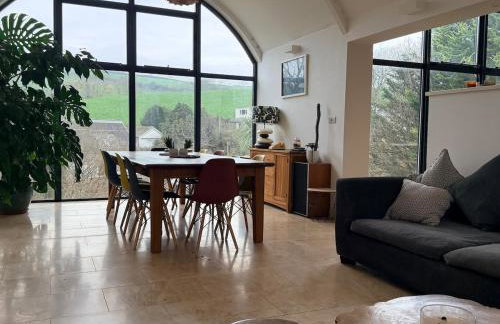 The Lookout - Unique Architectural Modern Home - Foto 27