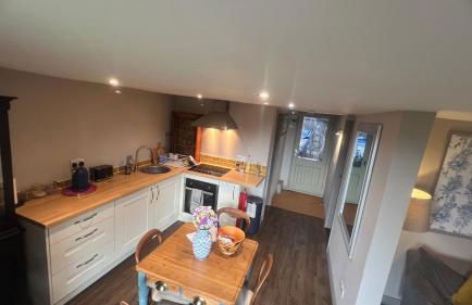 Lavender Lodge - Pool and Hot Tub with sunset views over open fields - Foto 11