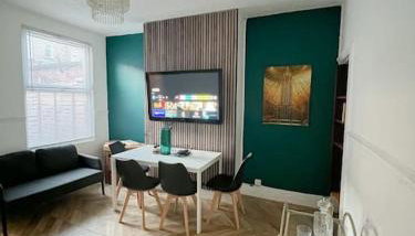 City centre terrace town house - Foto 4