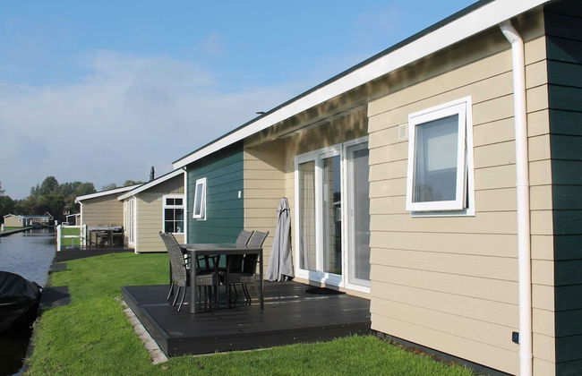 Chalet With 2 Bathrooms and a Boat, Near Giethoorn - Photo 9