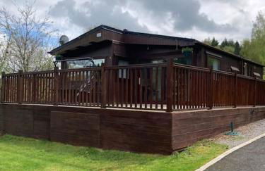 7F Cwtch Cymru Lodge, Caer Beris Holiday Park - apologies commercial vehicles not allowed on site - Foto 1