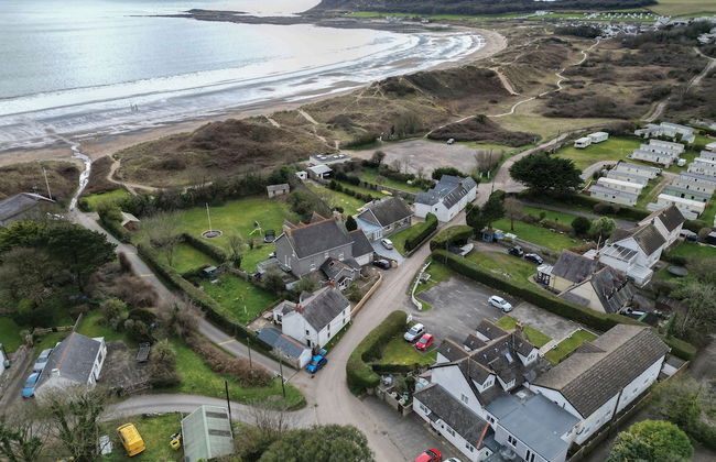 Sea Breeze Apt 2 - 2 Bed - Horton Beach - Photo 1