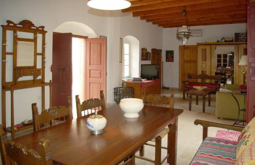 Sior Nikoletos - Photo 17