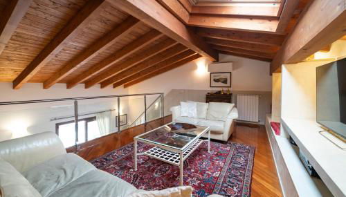 ROMANTIC LAKE VIEW HOUSE - Foto 4