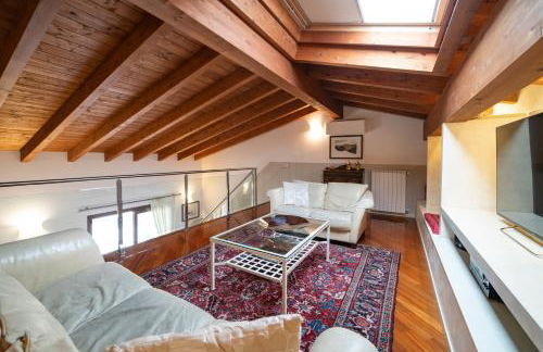 ROMANTIC LAKE VIEW HOUSE - Foto 4