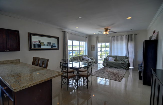 Star Self-Serviced Apartment Rentals - Photo 8