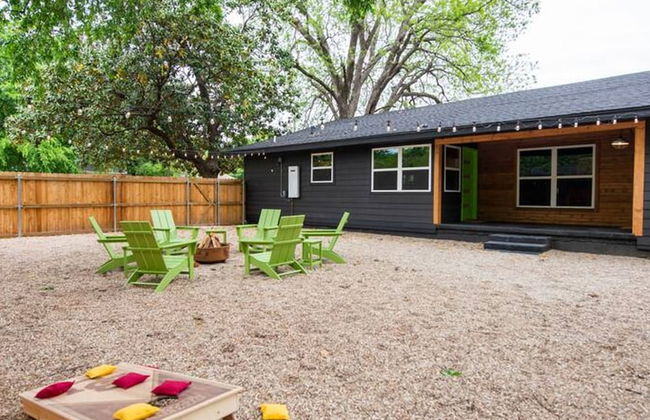 The Mod Poppy Large Home 10 Minutes From it all - Foto 24