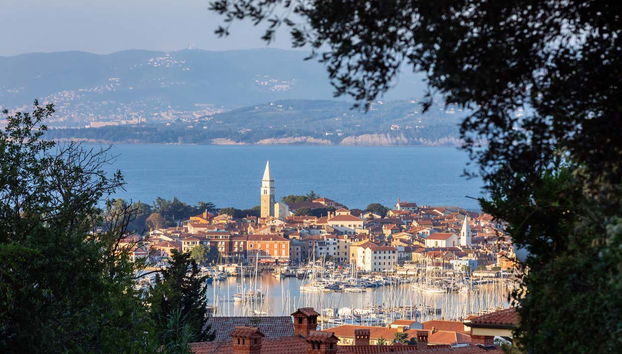 Entardecer no povoado de Izola