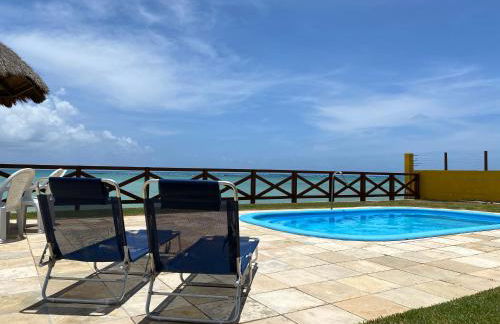 Casa à Beira Mar, piscina e 4 suítes na praia de Ipioca-Maceió-AL - Vila Ipioca - Foto 27