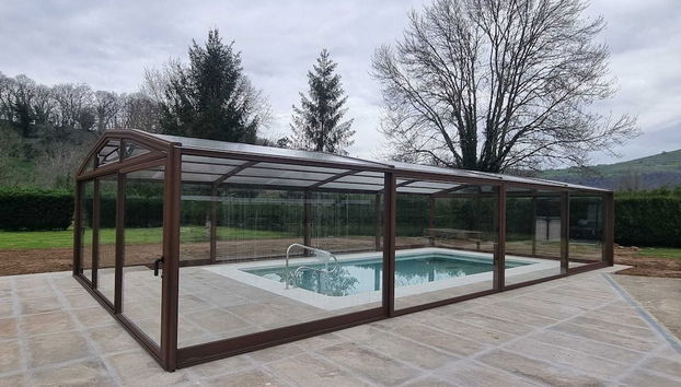 Piscina climatizada y cubierta 365 dias en Casa Rural con Encanto El Puentuco una de las casas mas valoradas de Cantabria - Foto 2, Profilbild