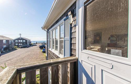 East End Condo Across from Assoc Beach - Foto 15