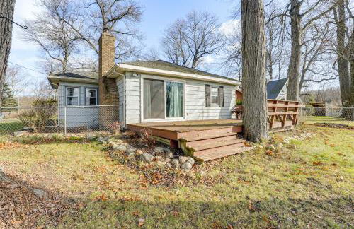 Secluded Home with Lake View in Delton! - Foto 25