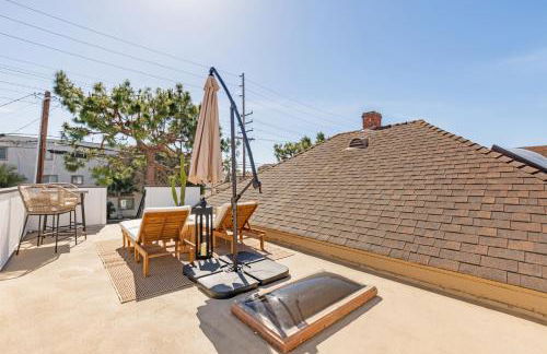 Walk to Beach! Patio, Rooftop, Yard, BBQ! Downtown Huntington - Photo 28