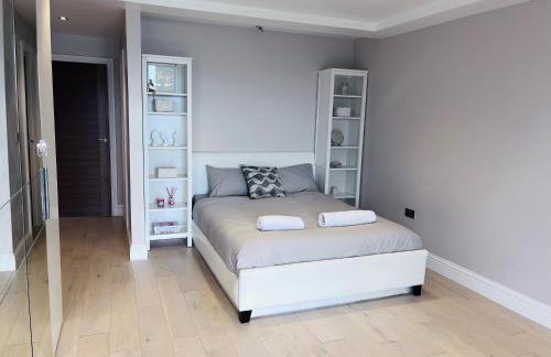 Creek View House - Photo 49