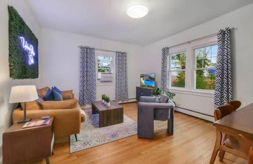 MidCentury Mod Suite, Hudson River/Mt Beacon Views - Foto 26