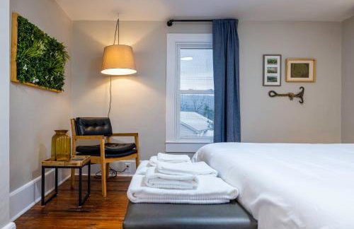 The Orchard, a family friendly home- hot tub, fire pit, yard games - Foto 25