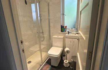 Thistle Lodge - Quiet Garden lodge with off road parking - Foto 12