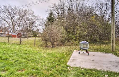 Suburban Detroit Home with Porch, Yard and Fire Pit! - Foto 20
