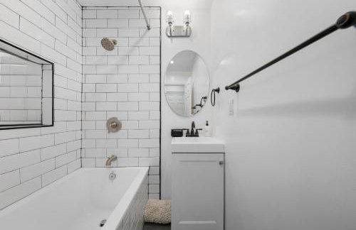 # Marbella Lane - Serene & Spacious 3BR Haven - Foto 4