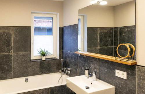 Ferienwohnungen Friedenshöhe in Oberammergau - Foto 64