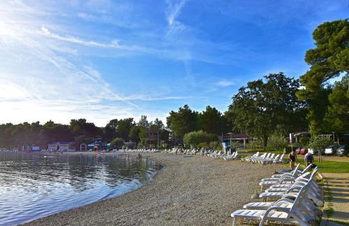 House with private jacuzzi near Umag - Photo 25