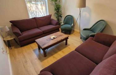 5 Bed Modern Cheltenham Town Centre Home - Photo 6