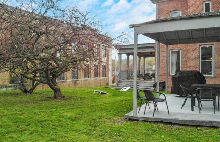 On Catskill Main Street, Upscale Charm + Outdoor Living Beatrice by Avantstay - Foto 58