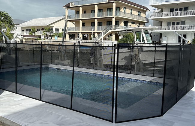 Beautiful Canal Front Home With Above Ground Pool, Dock And Fish Cleaning Station 4 Bedroom Home by RedAwning - Photo 22