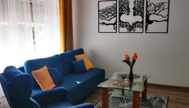 Under the Hill 1 - Foto 2