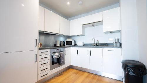 1BR - Stunning 5th-Flr Views - Sleeps 4 - Parking - Foto 3, stove, dishwasher, toaster