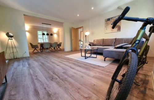 Klimaanlage, 5 Sterne Villa Bahnhoftraum, plus NEU zubuchbares Event, 333 qm, 1200qm Garten, virtueller Rundgang, Dachterrasse, Whirlpoolbadewanne - Foto 50