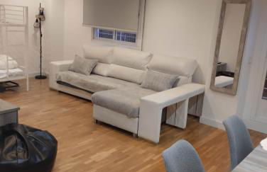 bonito piso zonas 1'5 del centro - Photo 8