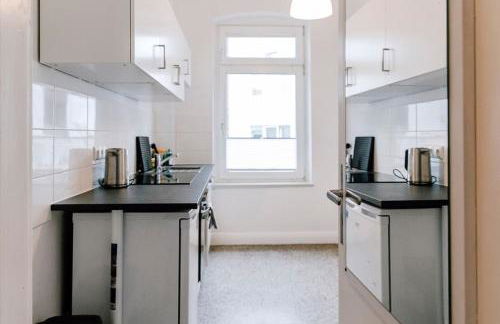 Zentral und frisch eingerichtet: 2 Zi. 24h Checkin - Foto 11