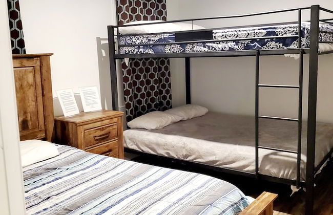 Kernersville Hot Tub Pool Arcade Gym Wifi Coffee - Foto 2