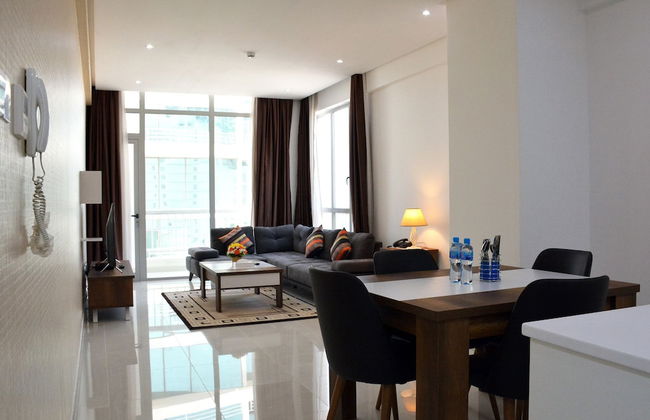 President Waves - Photo 38