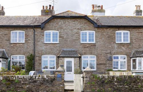 Bumble Cottage, Torcross - Heart of Torcross - Log burner - Ley views - Foto 6