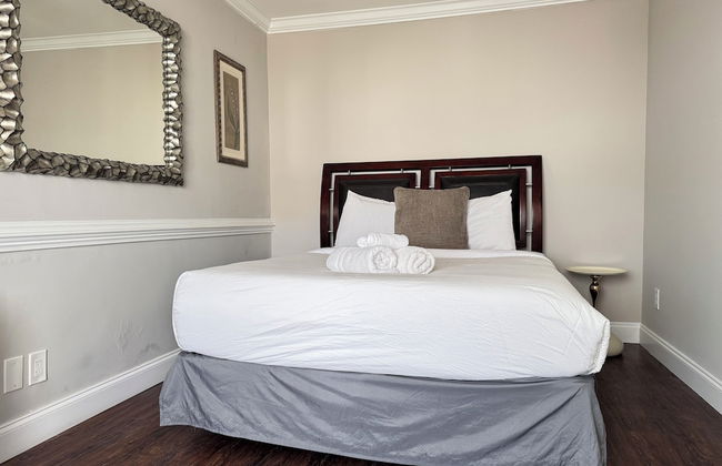 Downtown 3BD City View with Washer Dryer - Foto 9