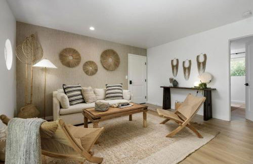 Private Balcony and Coastal Escape - Foto 14