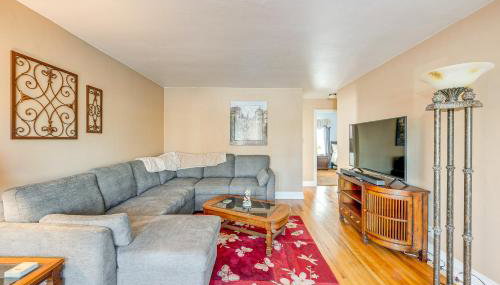 5 Mi to Dtwn Rockford Pet-Friendly Home with Yard! - Foto 5