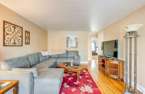 5 Mi to Dtwn Rockford Pet-Friendly Home with Yard! - Foto 5