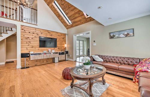 Poconos Cottage with Sauna about 10 Mi to Camelback! - Foto 1