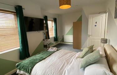 Blackberry House - Sleeps 6 with Parking and Netflix TV - Foto 3